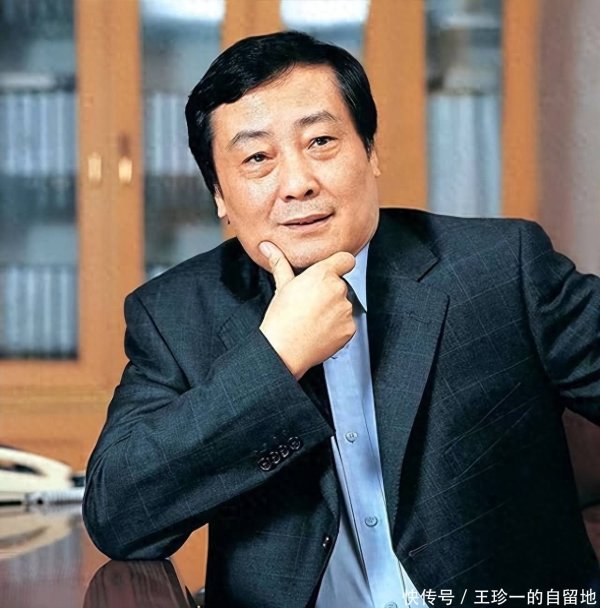 非凡策略 杜建英同学发声：宗馥莉没教养、情商低，杜建英一直不快乐不幸福